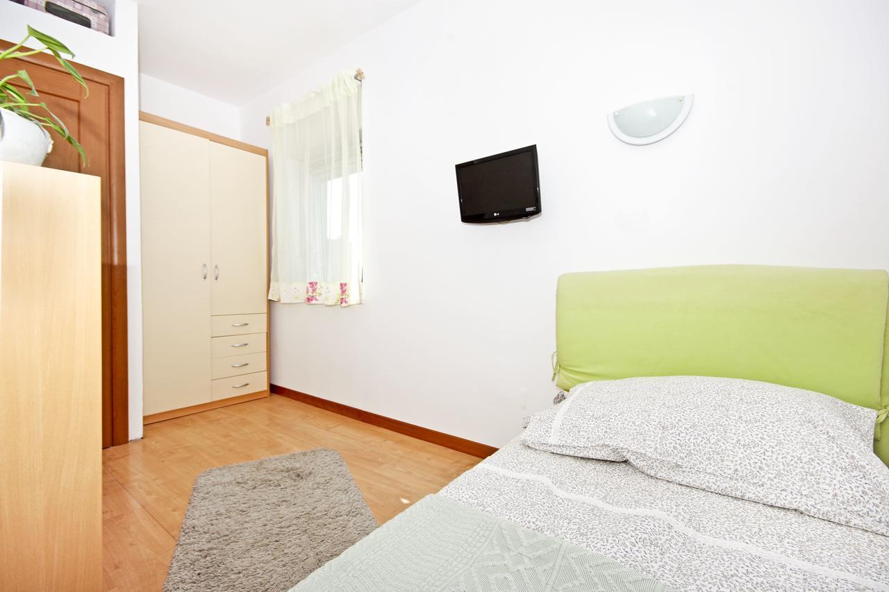 D & J Apartment Split Eksteriør bilde